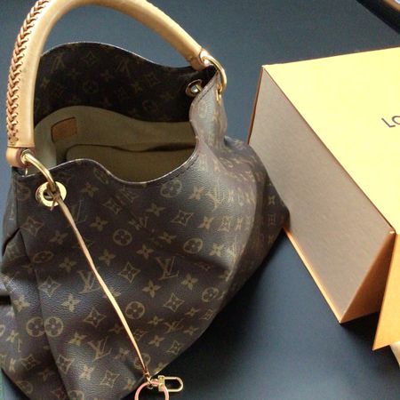 Louis Vuitton Artsy Handtasche