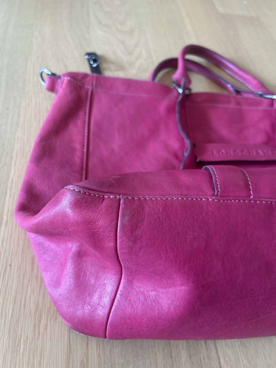 Longchamp Sacs femmes: Longchamp 3D Handtasche Leder – D'occasion à Uster par fam_z8zj 1