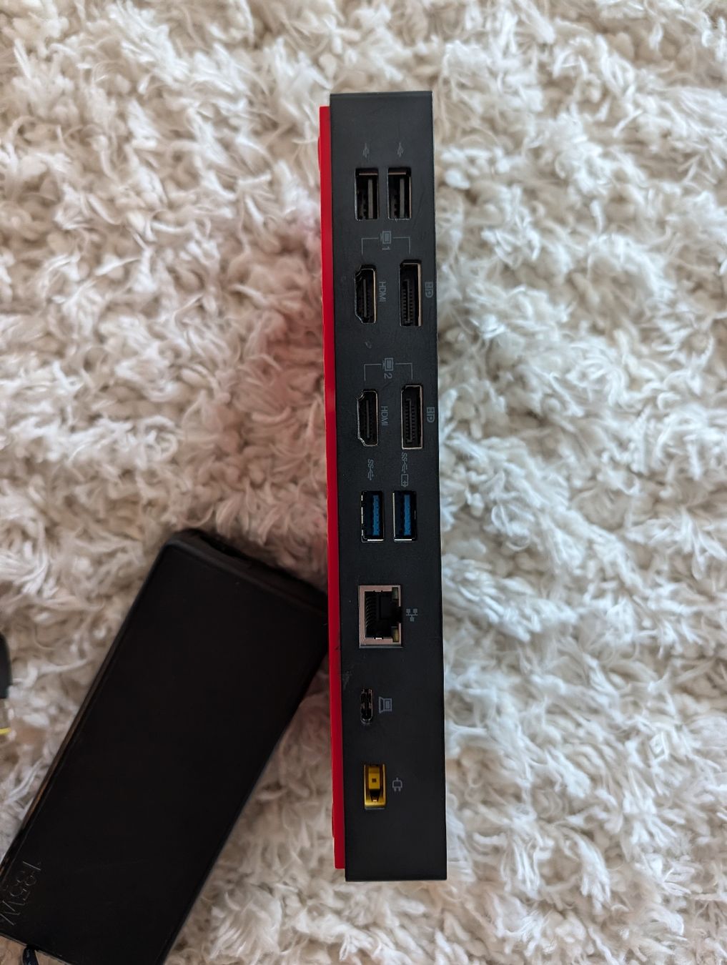 Lenovo Docking station: Lenovo ThinkPad Hybrid USB-C with USB-A Dock – Usato da Basel venduto da ian_z6t8 3