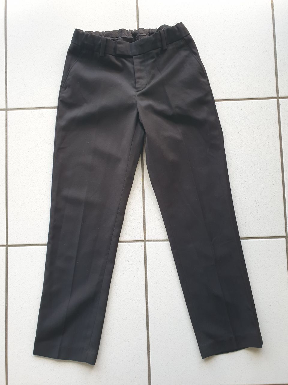 Completi: Costume complet 4 pièces garçon  Taille 140  Comme neuf – Nuovo (secondo la descrizione) da Yverdon-les-Bains venduto da ErMaZa 4