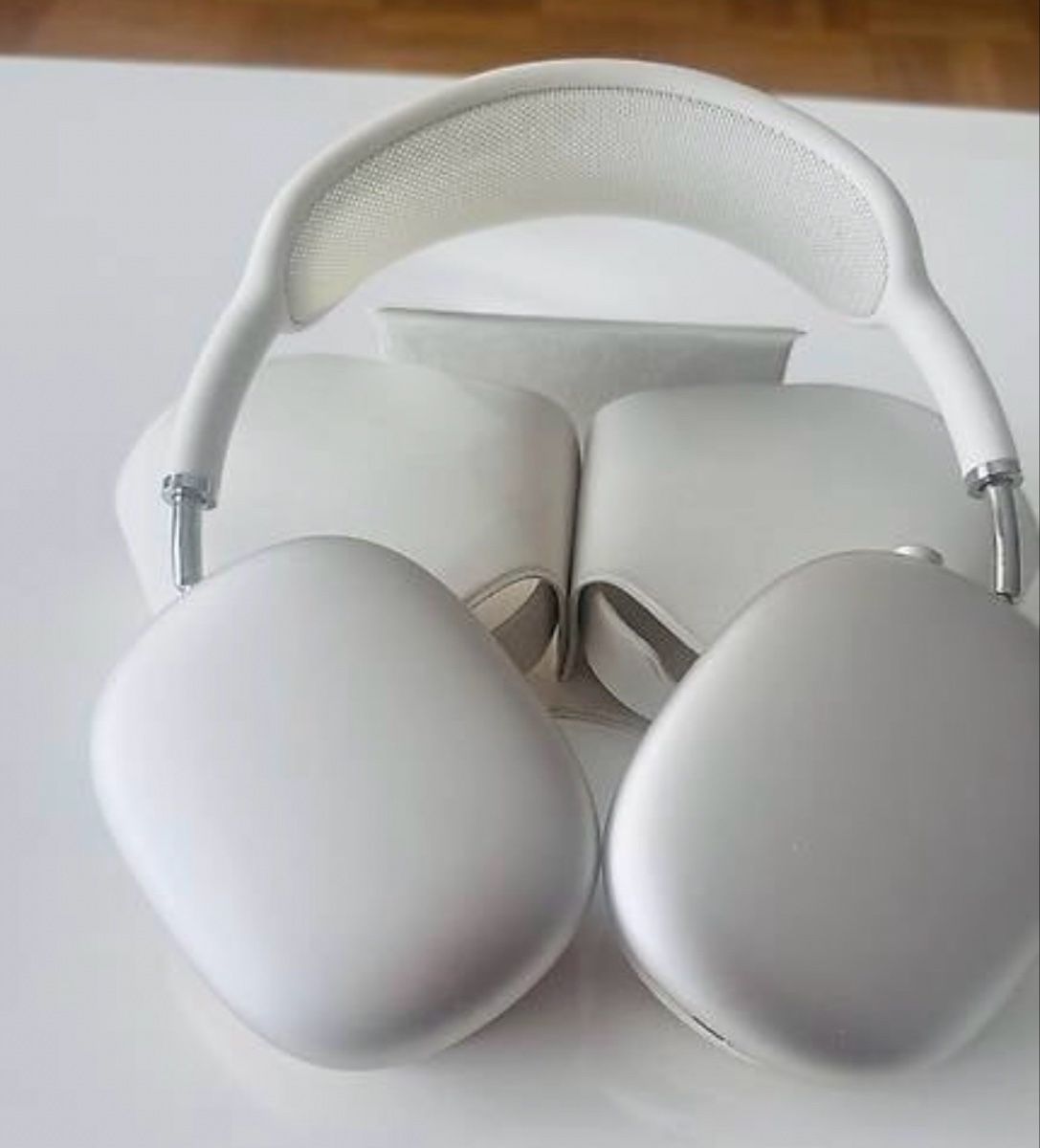 Apple Kopfhörer: Apple AirPods Max 2 – Gebraucht aus Dällikon von EDE-87-