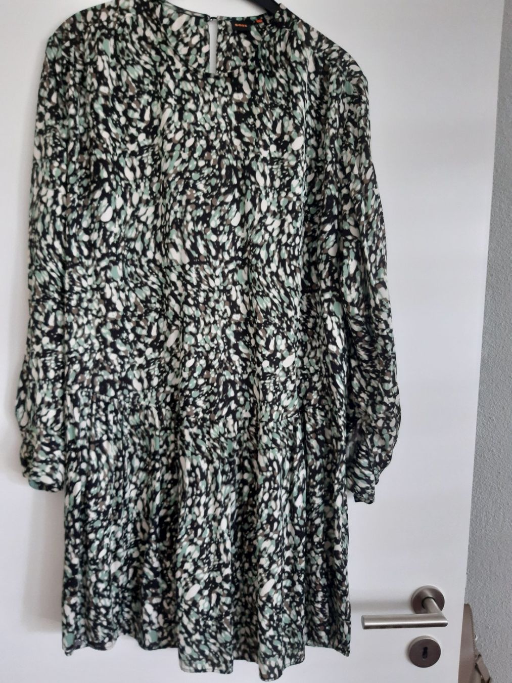 Hugo Boss Vestiti: Damenkleid  Boss  34 – Usato da Wettingen venduto da beahu