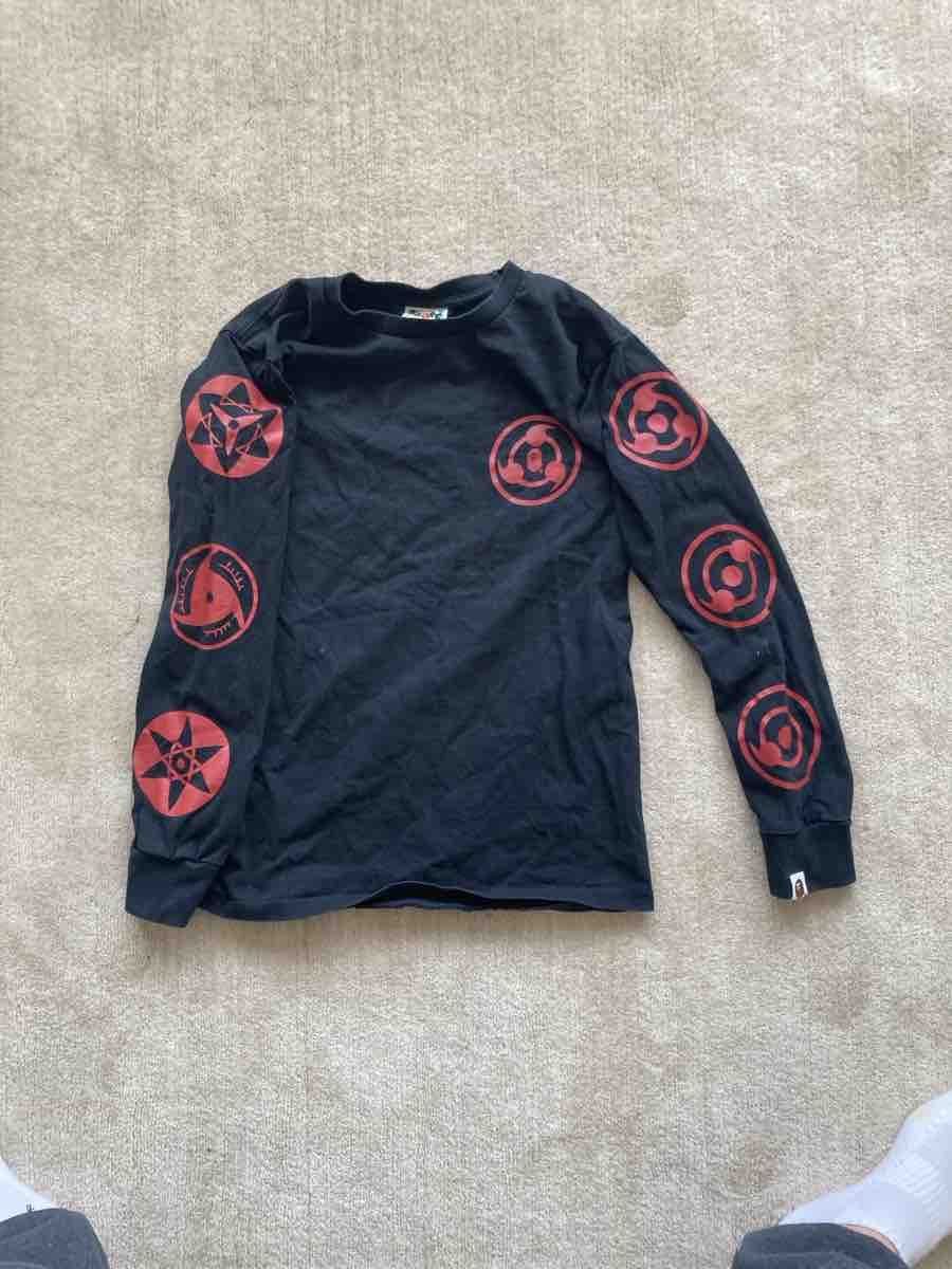T-shirt: Naruto Langarmshirt schwarz A Bathing Ape – Usato da Wädenswil venduto da ver_s8k8