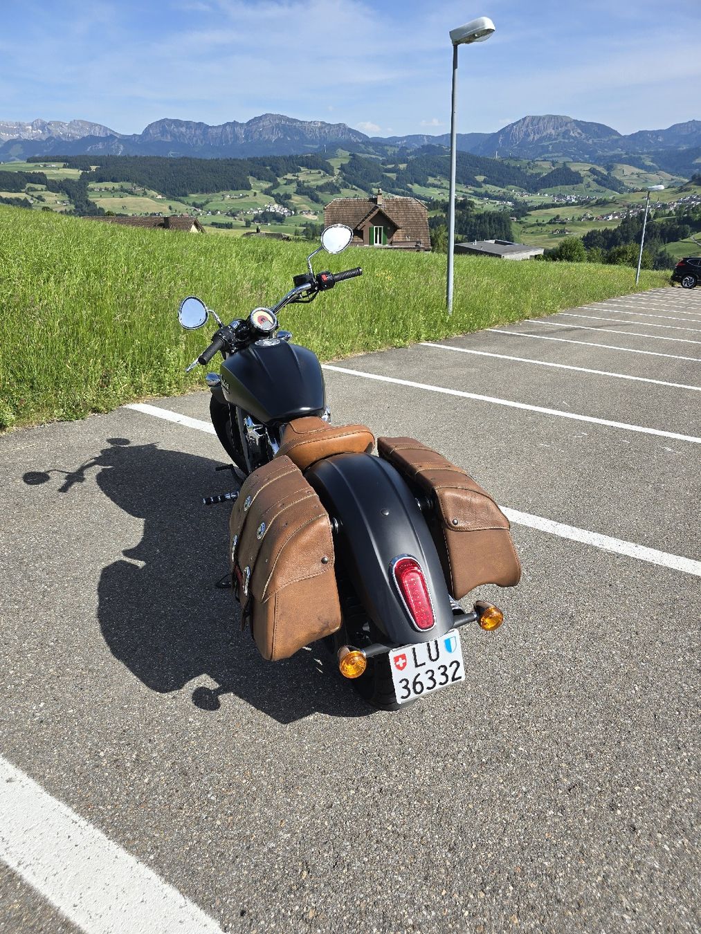 Indian Motorcycle Cruisers: Indian Scout Bobber 1200 , Harley Davidson,Chopper  – D'occasion à Wolhusen par cos_9slz 3
