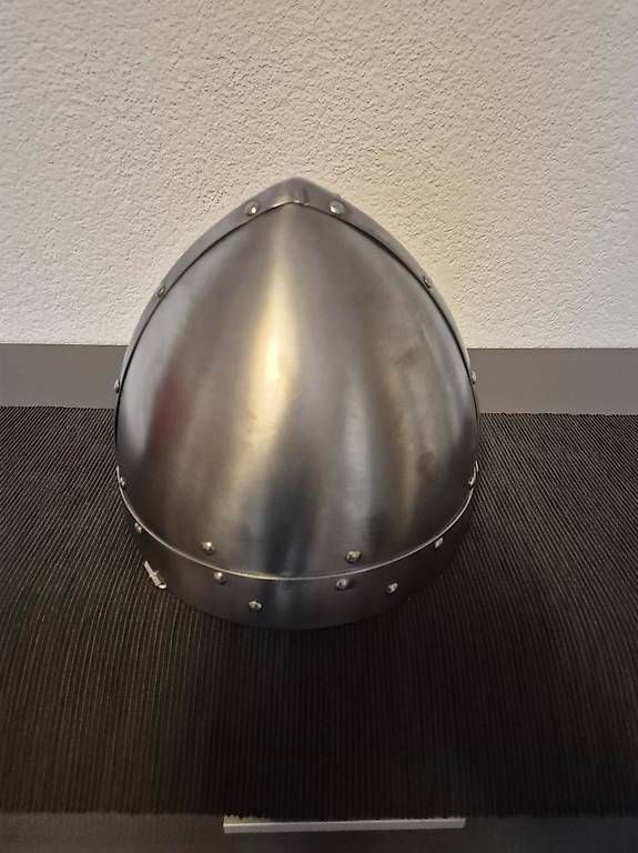 Vêtements & accessoires anciens: Original Wikingerhelm – D'occasion à Ramiswil par dan_9zny 1