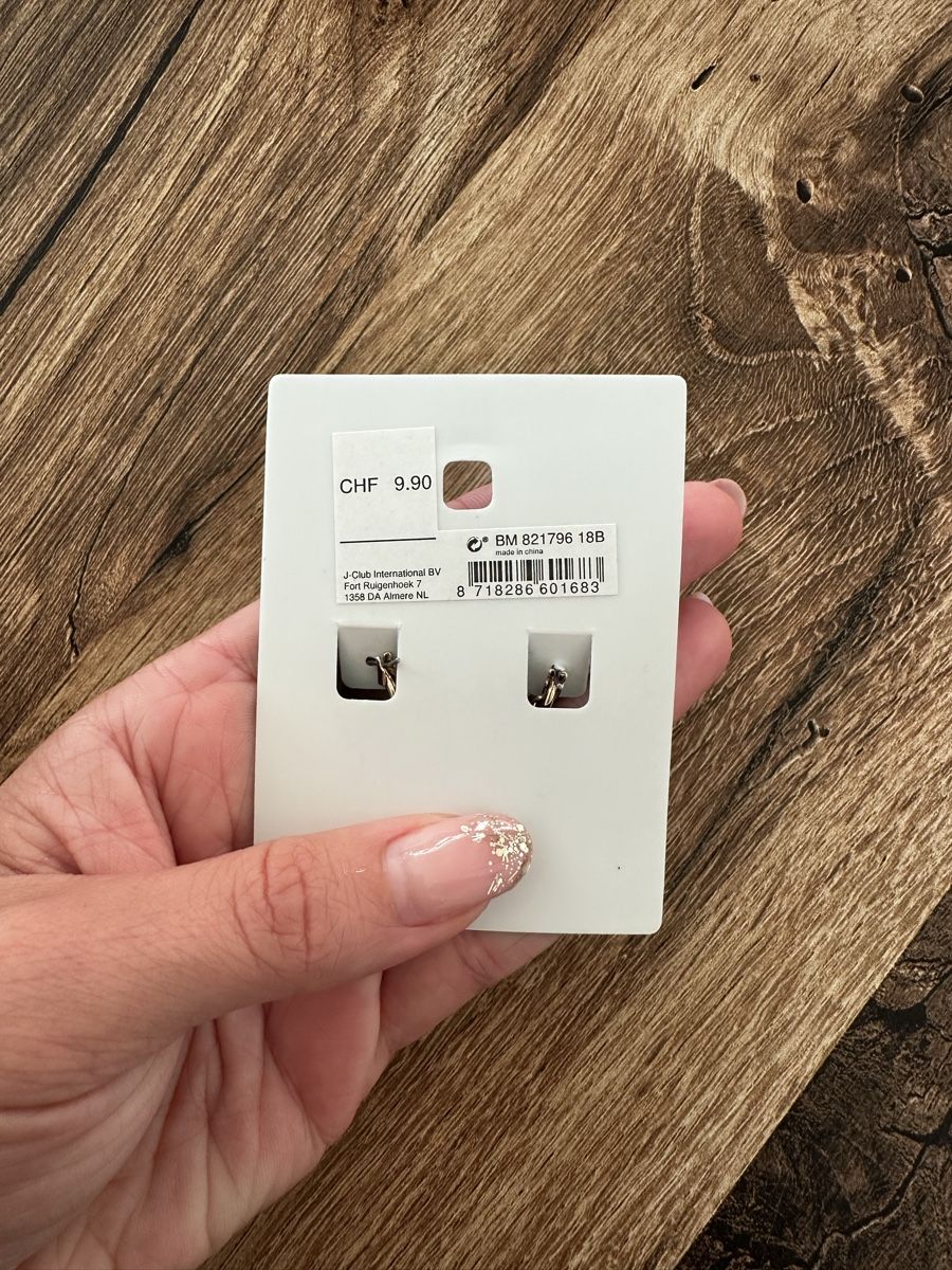 Ohrringe & -stecker: Goldige Elefantenohrringe – Neu und originalverpackt aus Siebnen von luana_cataleya 2