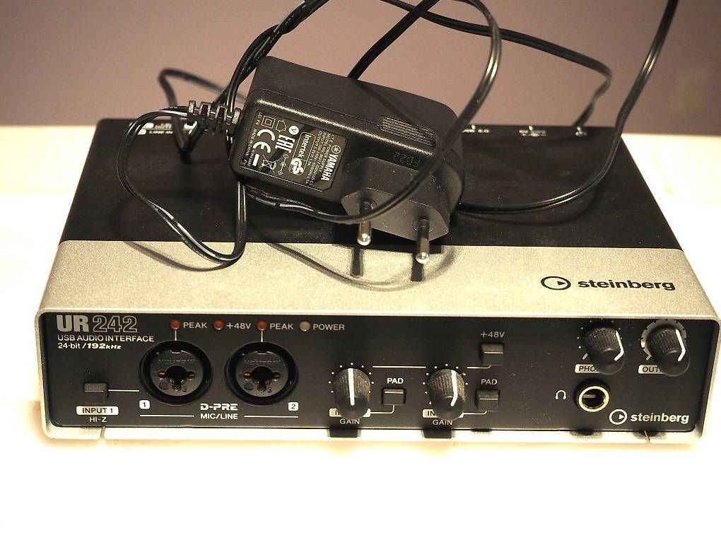 Registratori: USB 2 - Audio Interface Steinberg  UR-242 – Usato da Gerlafingen venduto da Gandalf266 2