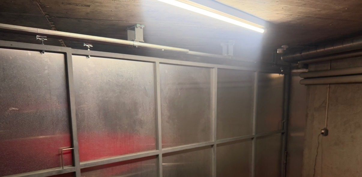 Porte: Porte de garage coulissante – Usato da Brügg BE venduto da traindenuit 8