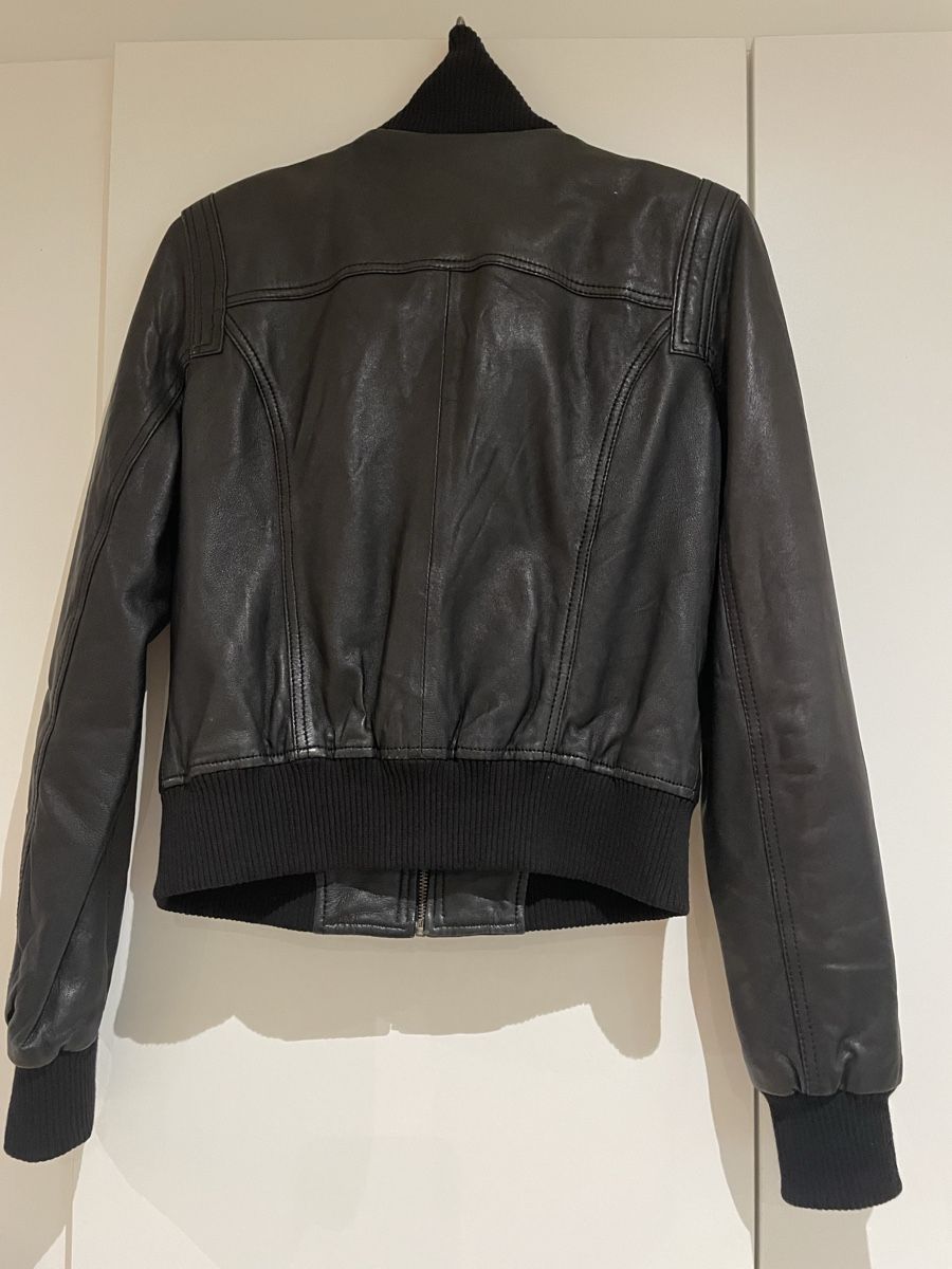 Giacche: Saint Tropez Lederjacke Schwarz Bomber Stil Gr. L – Usato da uitikon waldegg venduto da allesmussraus123 4