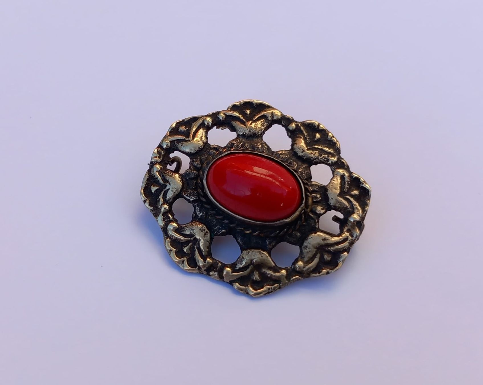 Broches & Aiguilles: Alte Brosche mit rotem Glasstein – D'occasion à Winterthur par Jopf1 3