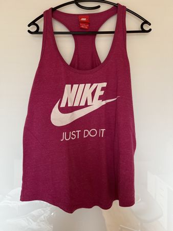 Top de sport nike rose - taille M