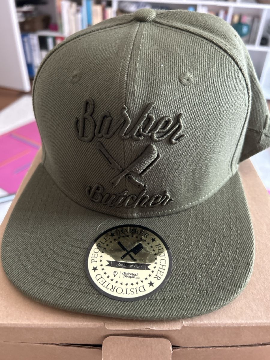 Altro in  Abbigliamento & Accessori: Distorted People Snapback Cap Khaki Barber Butcher neu – Nuovo e nell'imballaggio originale da Minusio venduto da monette08