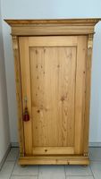 Antiker Schrank