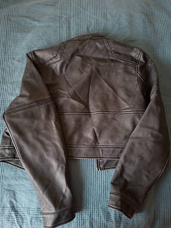 Giacche: Jacke – Usato da Winterthur venduto da bub_rq8q 1