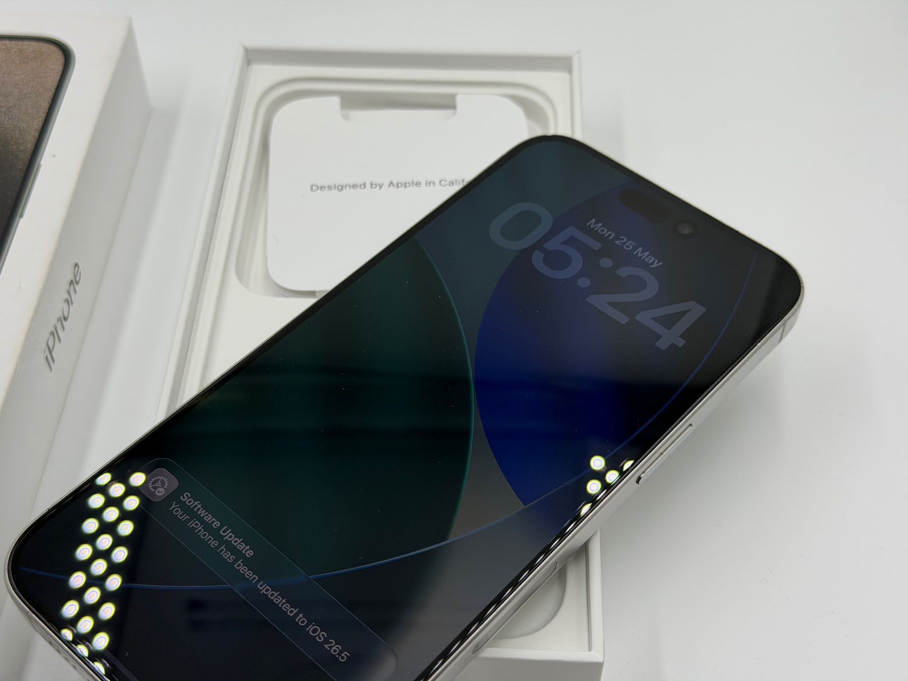Apple Telefoni cellulari / Smartphones: IPhone 15Pro Max 256GB Weiss – Usato da Campocologno venduto da ReplaceHub 5