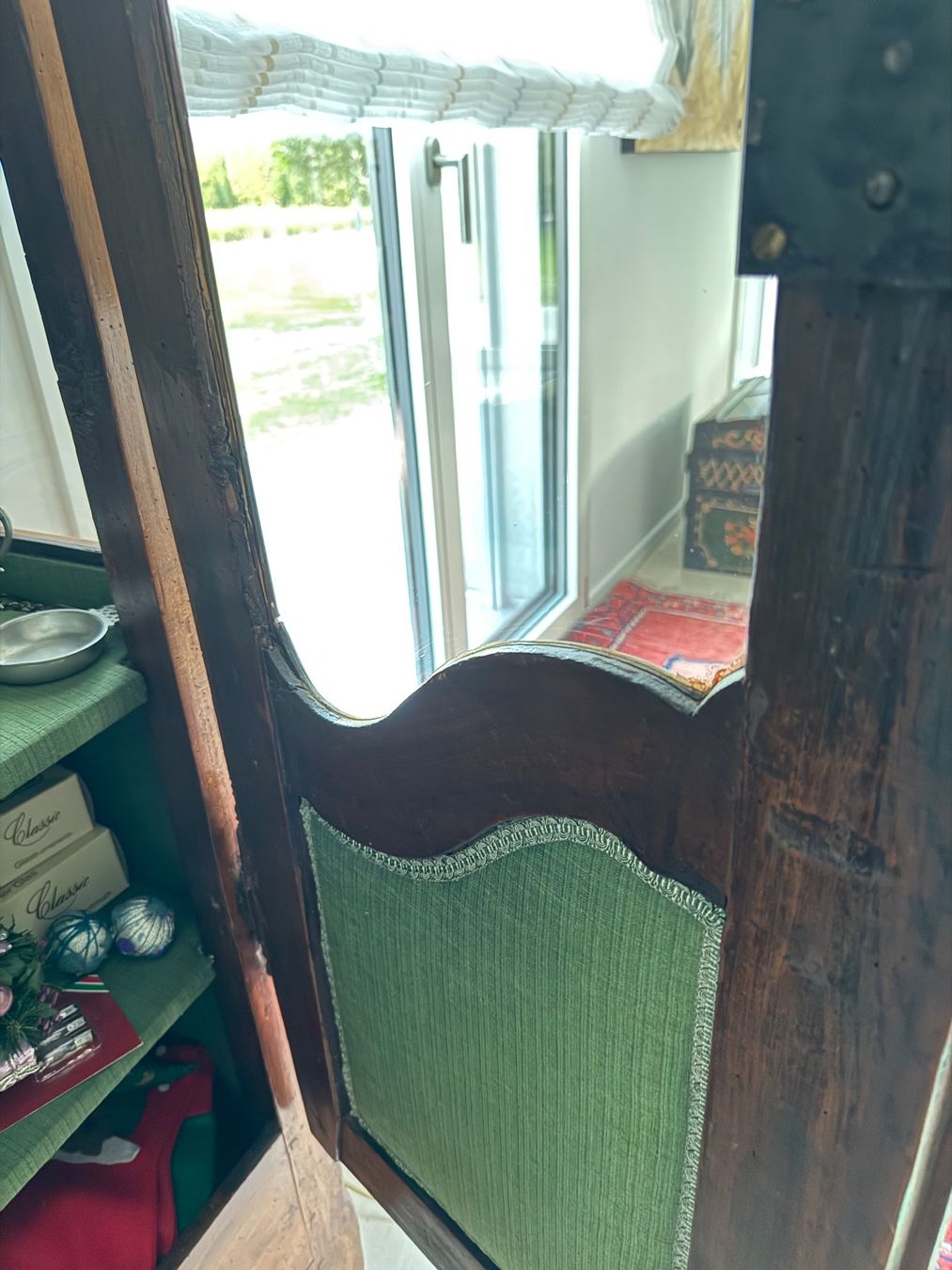 Vitrinen: Vitrine 18e – Gebraucht aus St-Sulpice VD von mor_p5ml 2