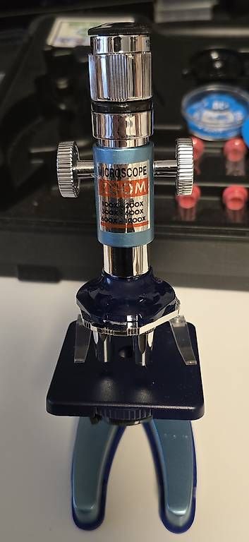 Spielzeuge: Coffret microscope avec nombreux accessoires – Gebraucht aus Plan-les-Ouates von Hornet_18 3