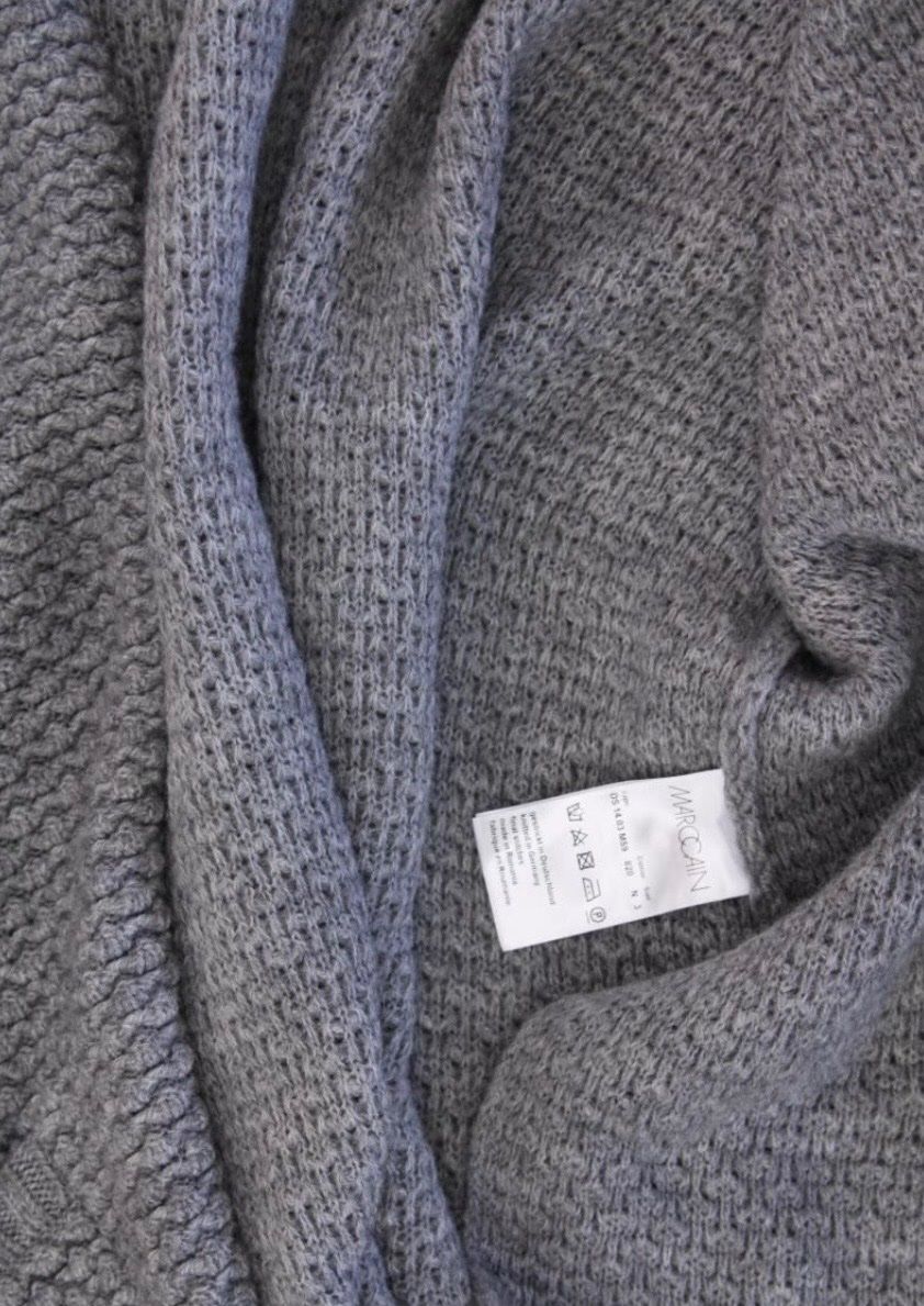 Marc Cain Giacche: Marc Cain Strickjacke, Grau, Gr. 38, neuwertig – Nuovo (secondo la descrizione) da Hünenberg See venduto da ECLB 2