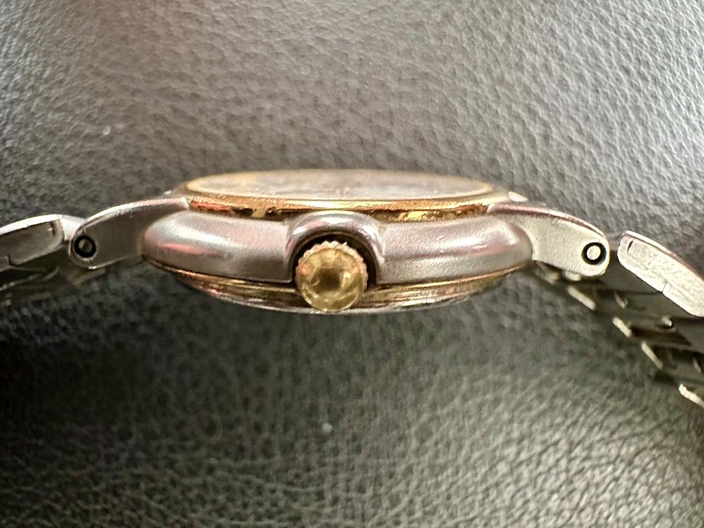 Belle montre LIP quartz fonctionne - Montres & Bijoux