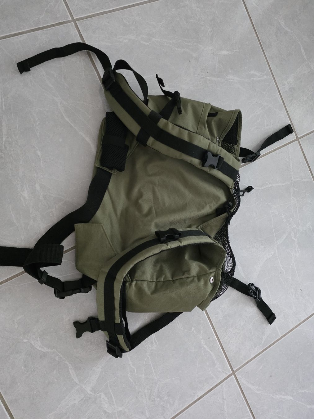 Zaini: Pet Carrier Backpack Dog Cat Front Back Carrier Green – Usato da Thalwil venduto da Derekdez 1