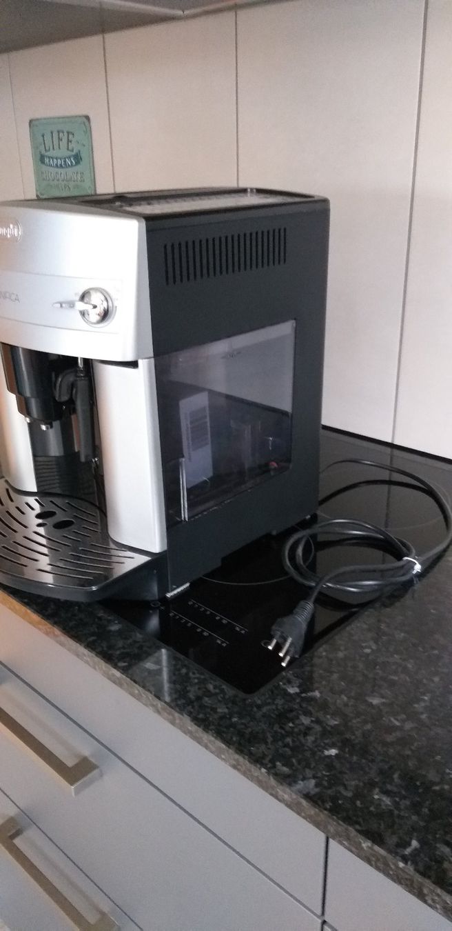 De'Longhi Macchine per caffè & Macchine per espresso: Kaffeemaschine Vollautomat – Usato da Walzenhausen venduto da Asma3 1