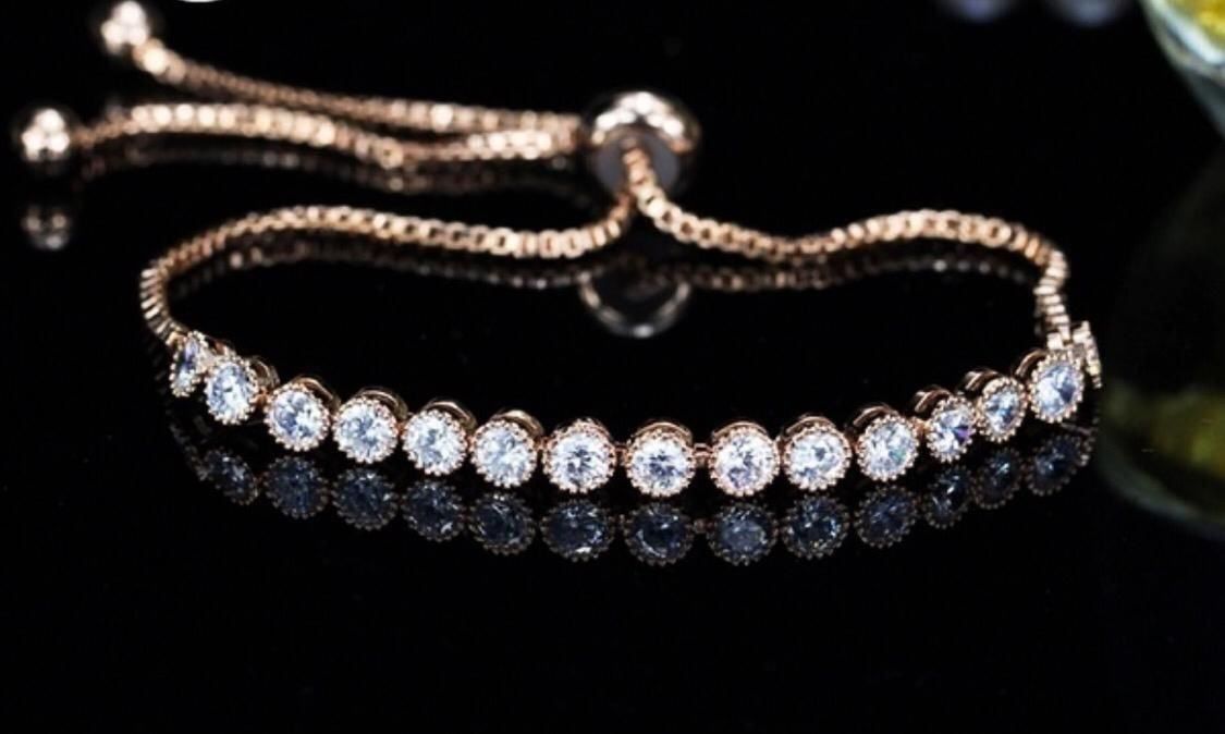Bracciali & Braccialetti: Wunderschönes Armband mit Zirkonia - NEU – Nuovo (secondo la descrizione) da Winkel venduto da Luxtime
