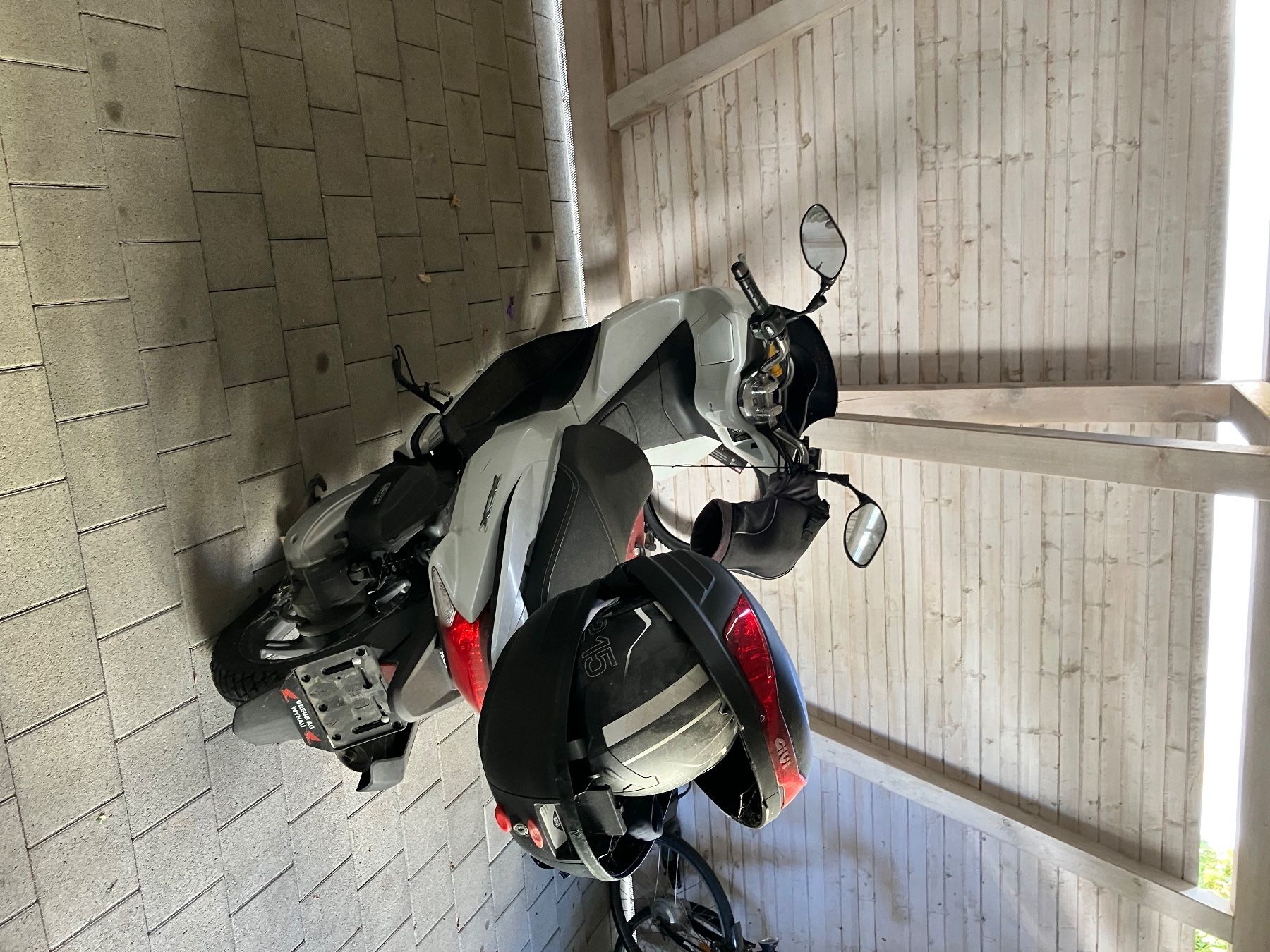 Honda Scooters: Roller Honda PCX 125 – Defekt aus Aarwangen von  1