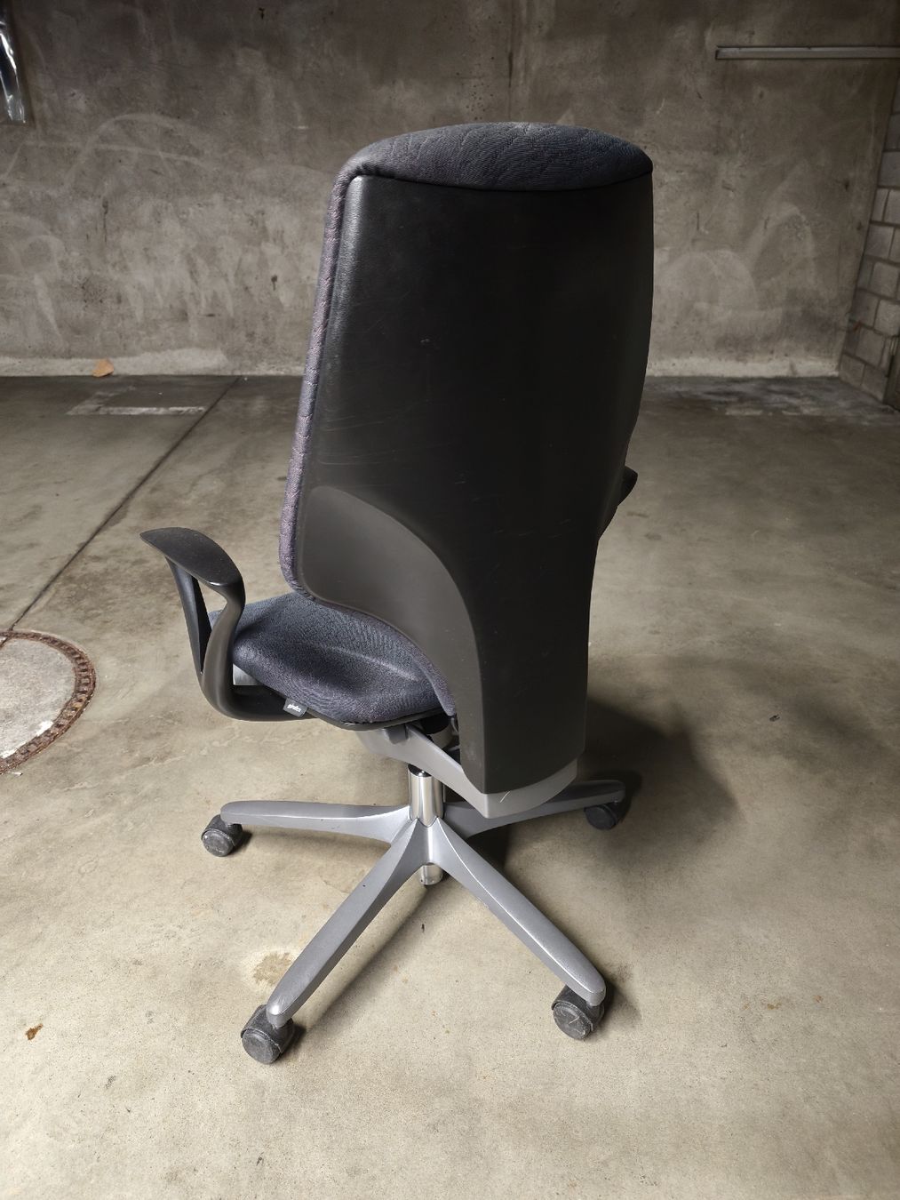 Giroflex Sedie: Giroflex 64 (Bürostuhl) – Usato da Volketswil venduto da Dbx_856 2