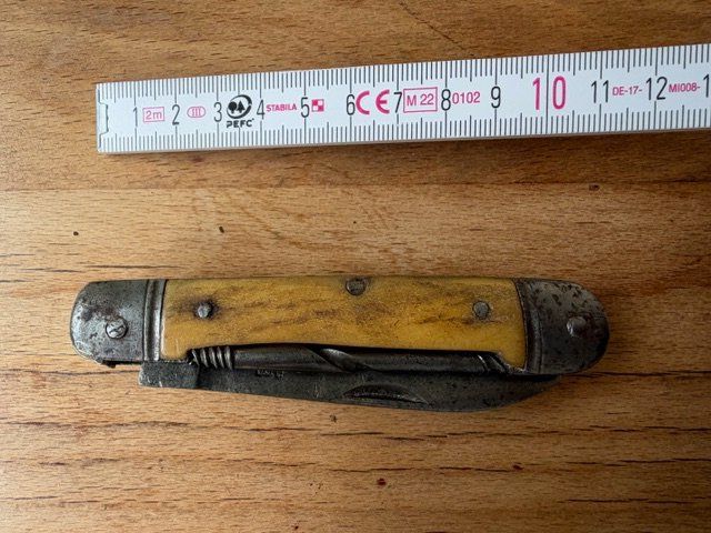 Couteaux de poche: Antikes Taschenmesser, Horngriffschalen – D'occasion à Ennenda par glarner58 1