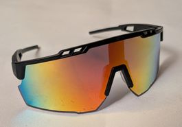 Sportbrille schwarz mit verspiegelten Gläsern gebraucht