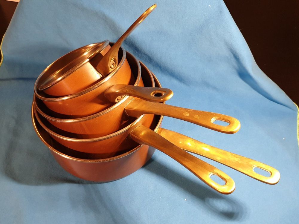 ANCIENNE PETITE CASSEROLE en cuivre pour sauce professionnel EUR 4,90