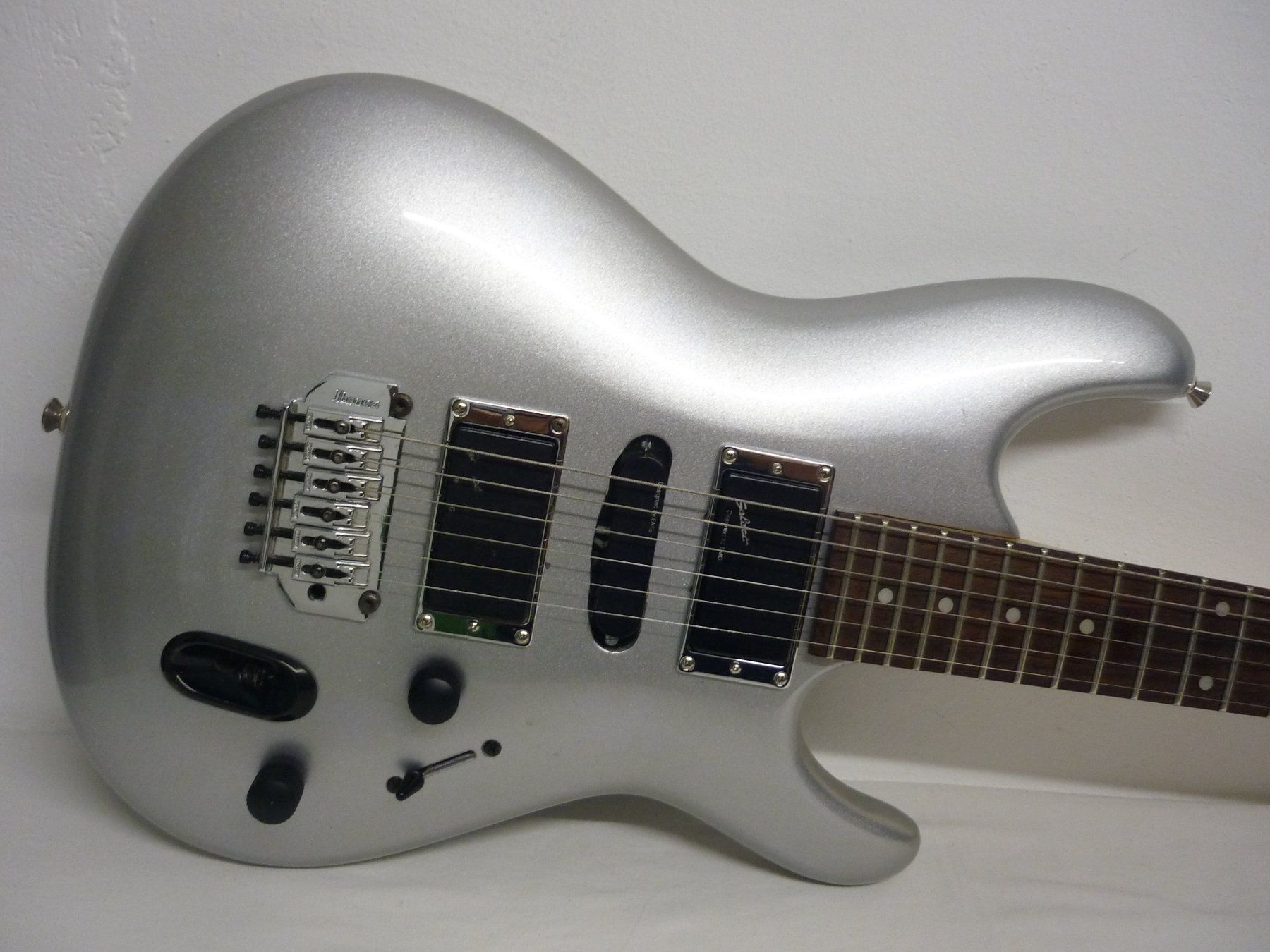 Ibanez Musikinstrumente: E-Gitarre Ibanez Ergodyne mit Bag – Gebraucht aus Maienfeld von John13 1
