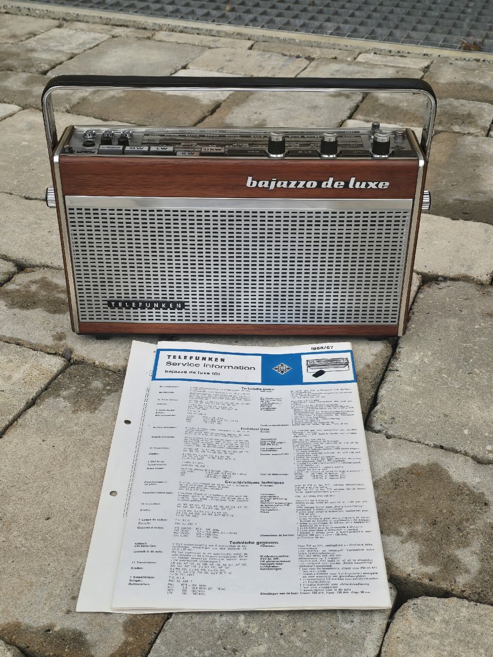 Radio: Telefunken Bajazzo de luxe. – Usato da Adetswil venduto da pau_6c5g