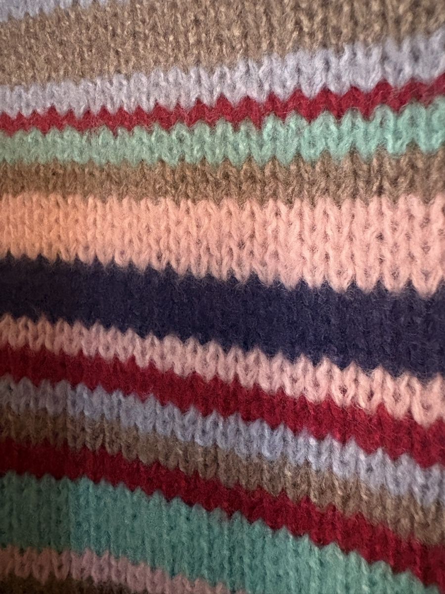 Maglioni & Felpe: Gestreifter Strickpullover Gr. S – Usato da Schwerzenbach venduto da frauminze 2