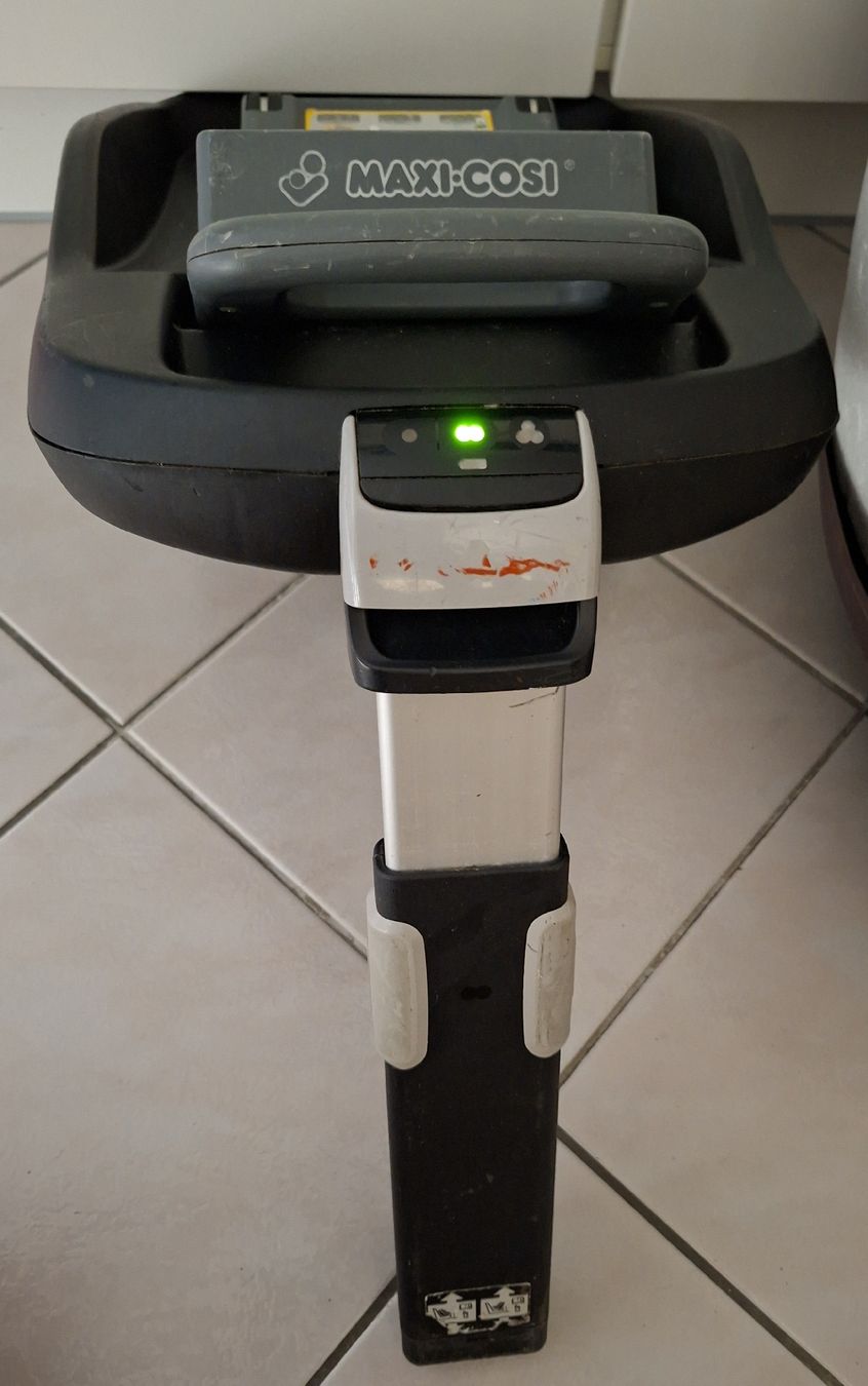 Maxi-Cosi Sièges auto: Maxicosi Kleinkindersitzt mit Isofix – D'occasion à Aeschi SO par Vali-dalli 4