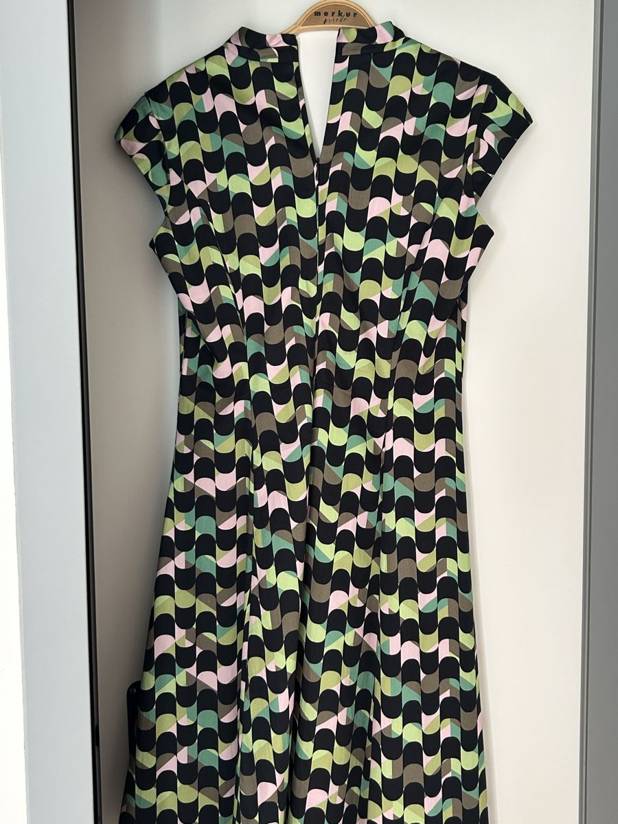 Fox Robes: Kleid Grüntöne FOX’S, Gr. 36 – D'occasion à Reinach BL par meinstil