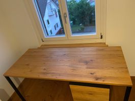 Holzschreibtisch mit Corpus, Top Zustand! 