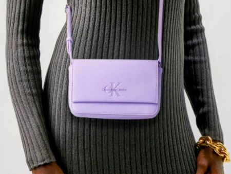 Calvin Klein Umhängetasche pastel lila klein !Neu!