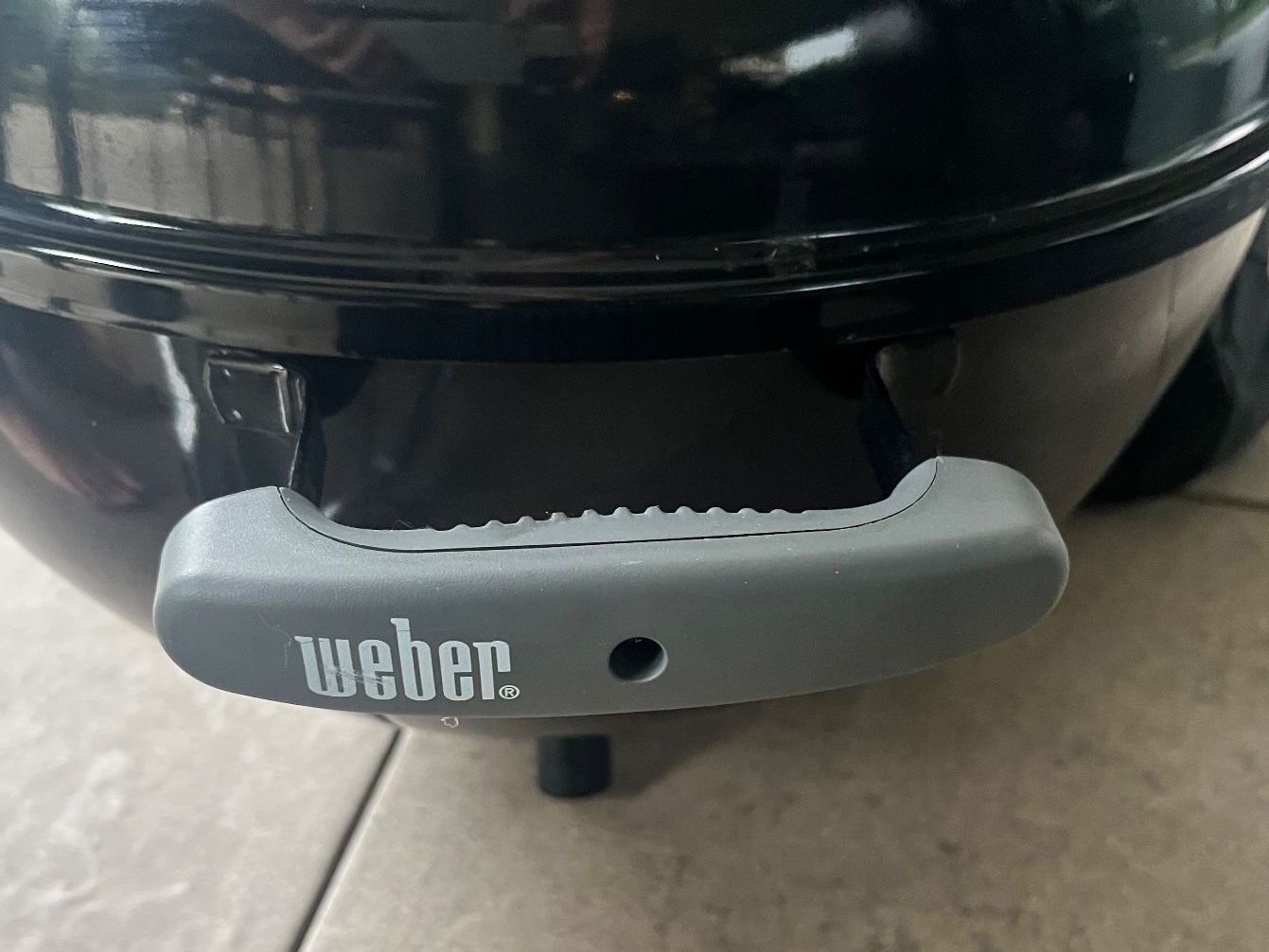 Weber Grills: Weber Holzkohlegrill (47cm) – Gebraucht aus Uster von G80 2