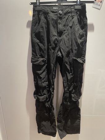 Cargohose von bershka