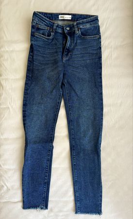 Zara Skinny Jeans Gr. 38 - neuwertig