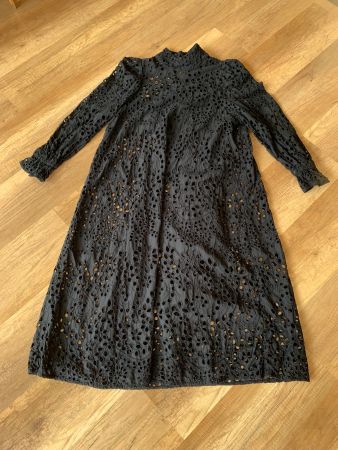 H&M schwarzes Maxikleid Lochmuster Gr. L