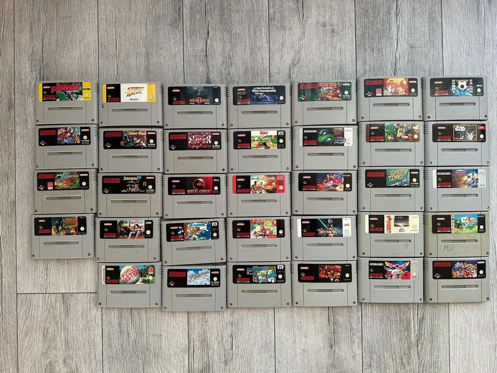 Super Nintendo SNES Sammlung >Vitrine | Konsole | 85 Games