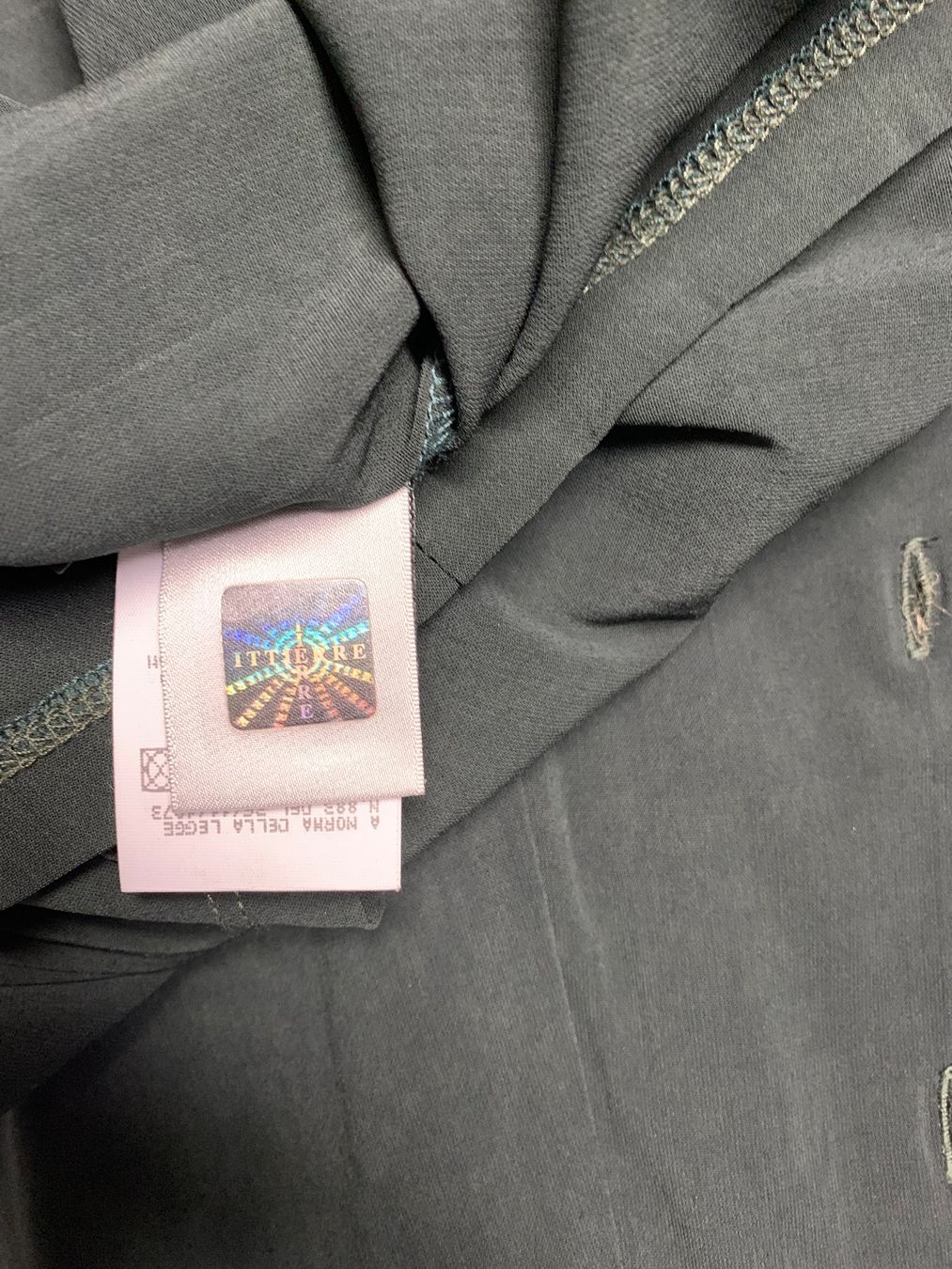 Versace Blusen: Vintage VERSACE Bluse Gr. S, tannengrün – Neu (gemäss Beschreibung) aus Biel-Benken BL von PANORMUS 4