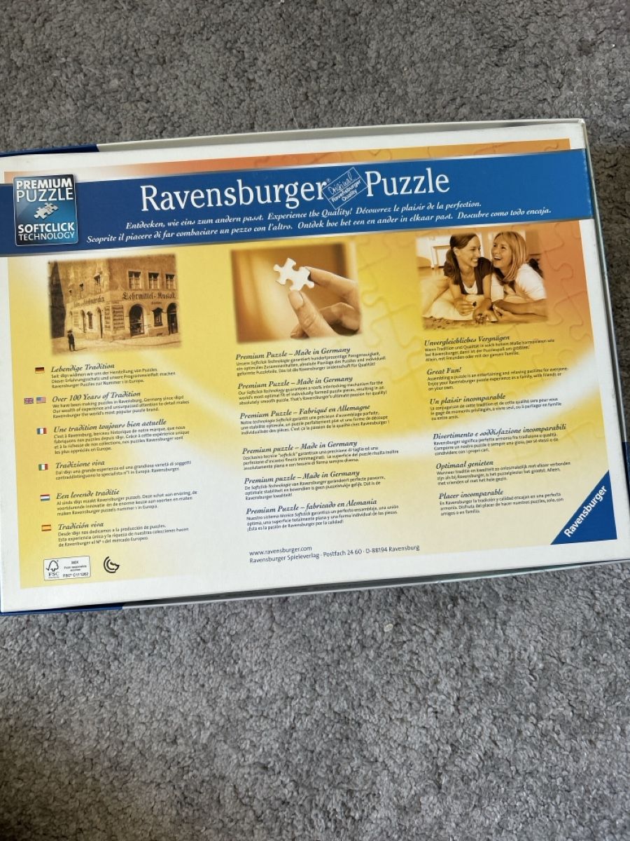 Ravensburger Puzzle: Ravensburger "The World" 1000 piece puzzle - Complete! – Nuovo (secondo la descrizione) da Herrliberg venduto da S.Renner 1
