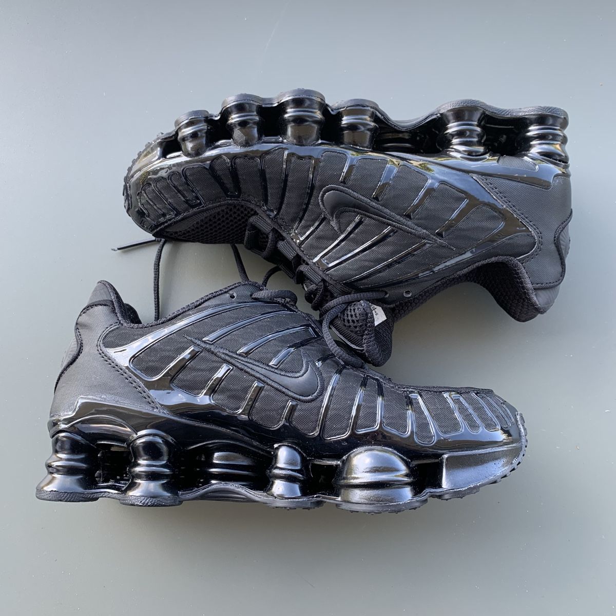 Nike Herrenschuhe: Nike shox tl black  – Neu (gemäss Beschreibung) aus Le Grand-Saconnex von gas_x9hh