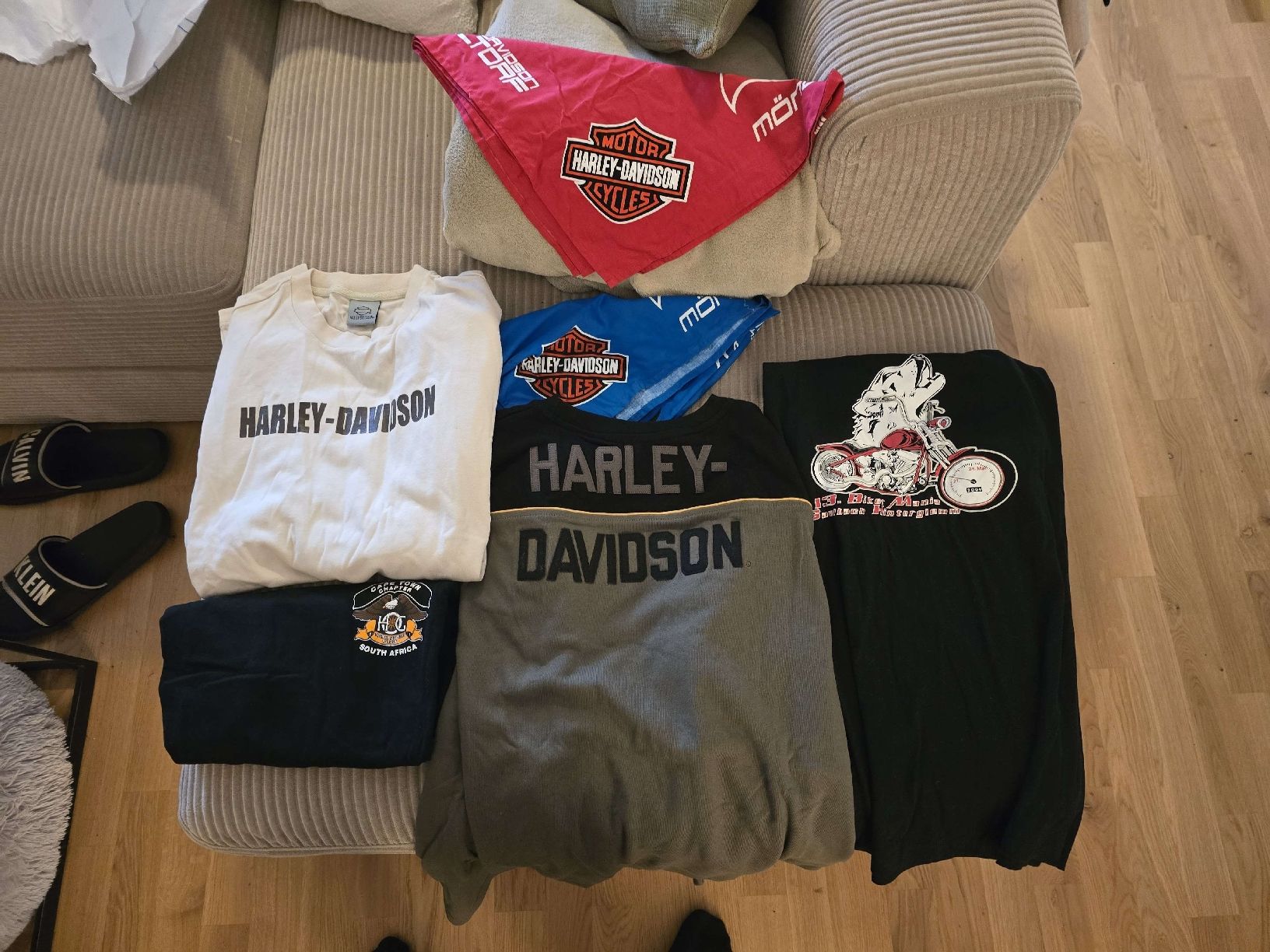 Harley-Davidson Kleiderpakete: Harley-Davidson T-Shirts und Pullover Set XL/XXL – Neu (gemäss Beschreibung) aus Horgenberg von Esteban_Cri