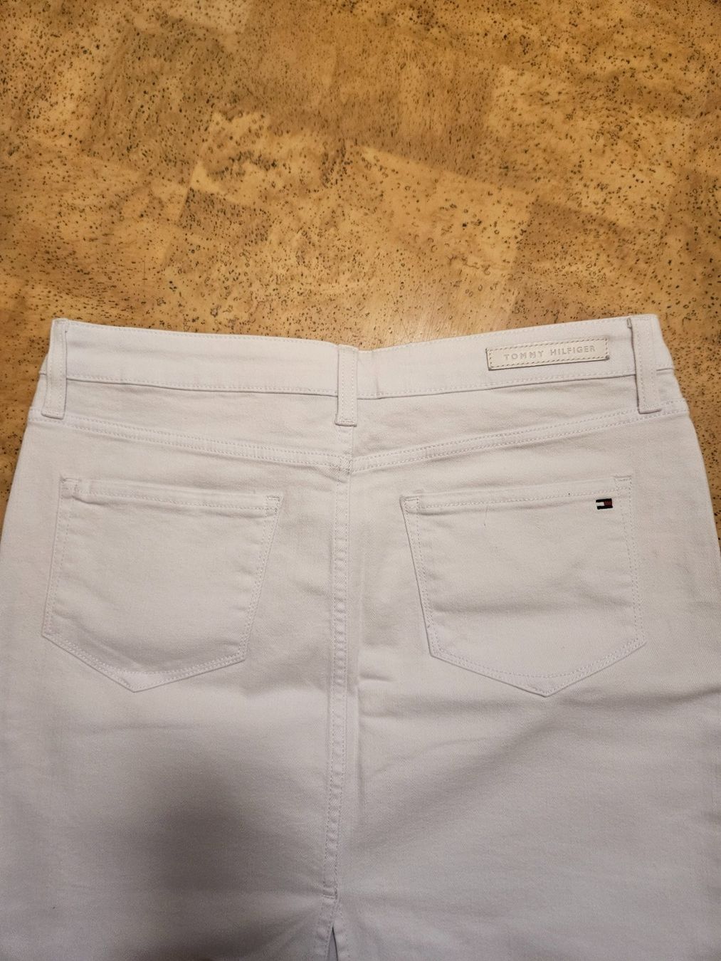 Tommy Hilfiger Gonne: Tommy Hilfiger Jupe – Usato da Aefligen venduto da Ninibe4 1