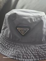 Prada Bucket Hat, Grau, Selten getragen-Top Zustand!