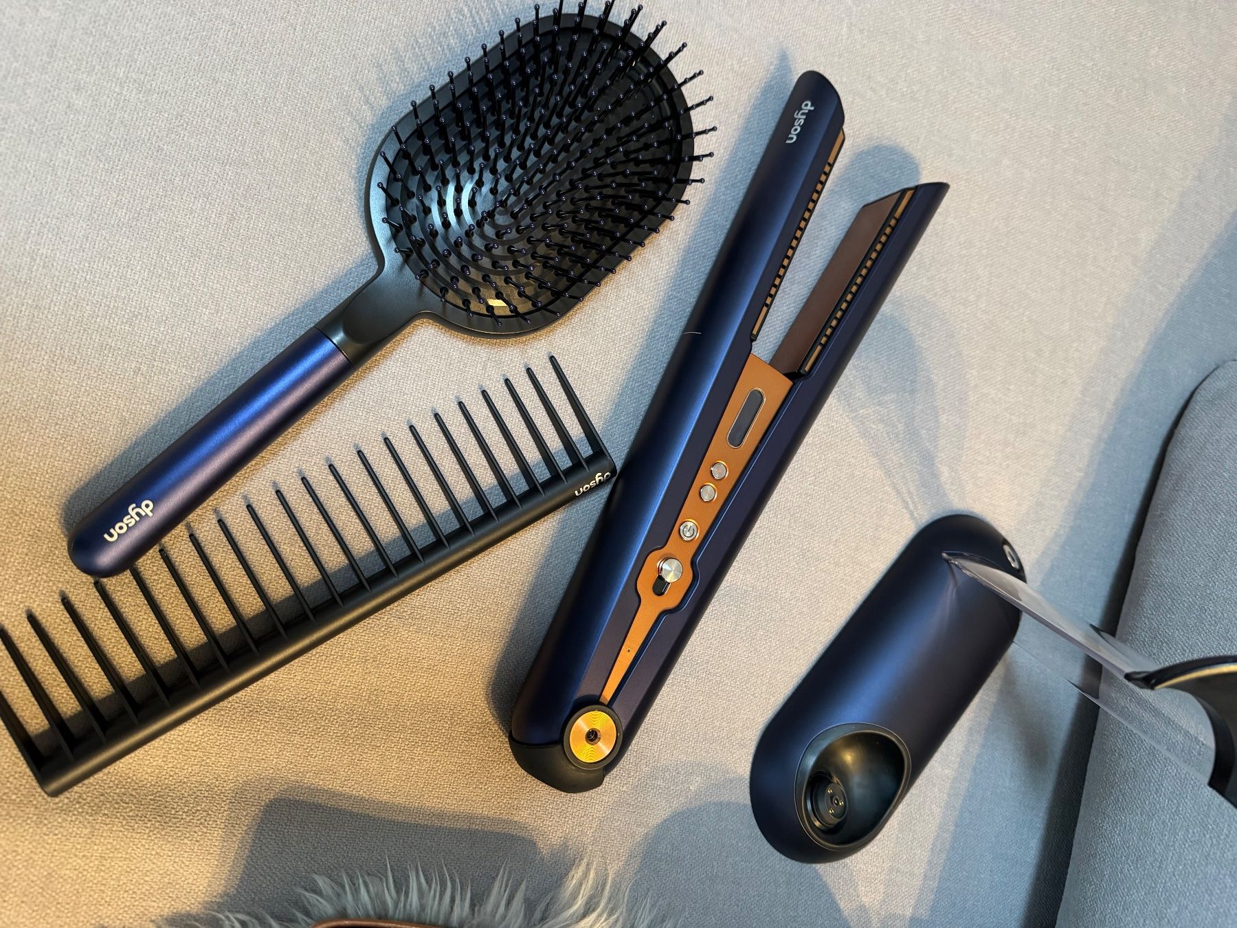 Dyson Piastre & Arricciacapelli: Dyson Haarglätter – Nuovo (secondo la descrizione) da Baar venduto da manuelag16 1